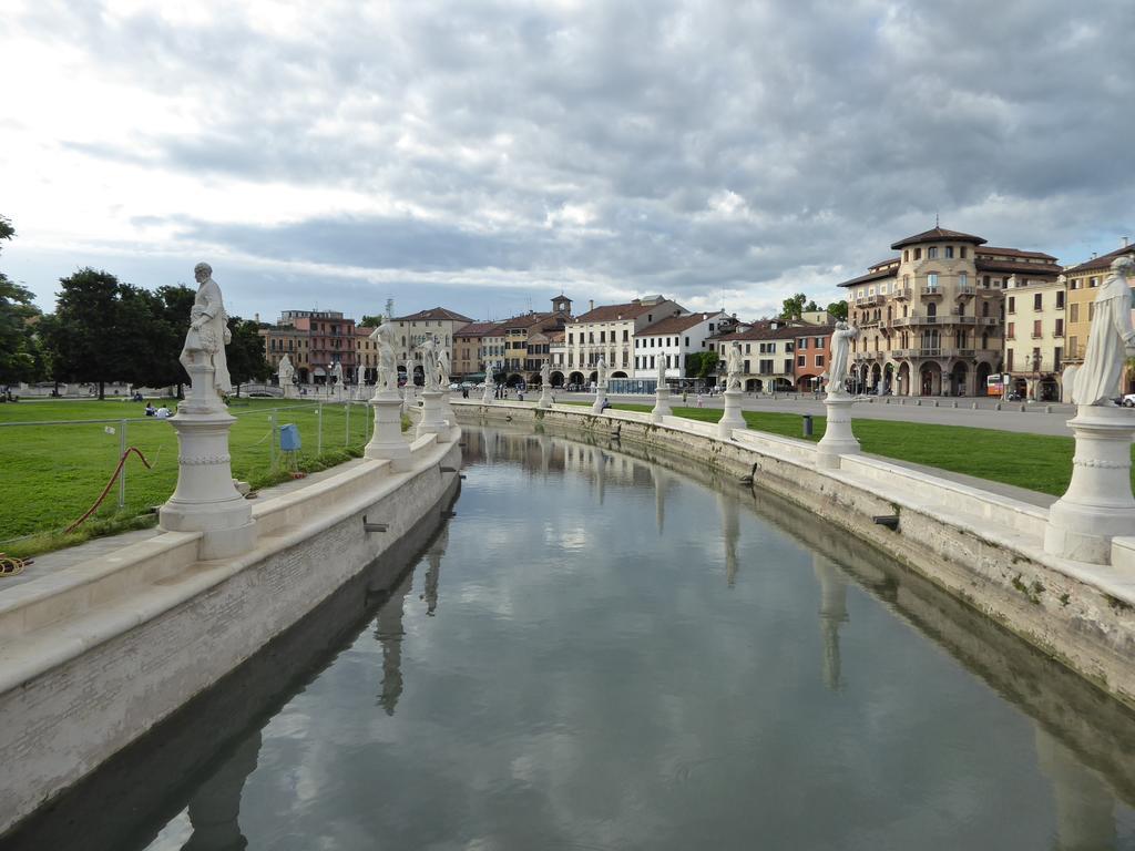 Residenza Carducci Padova Bed & Breakfast Exterior photo